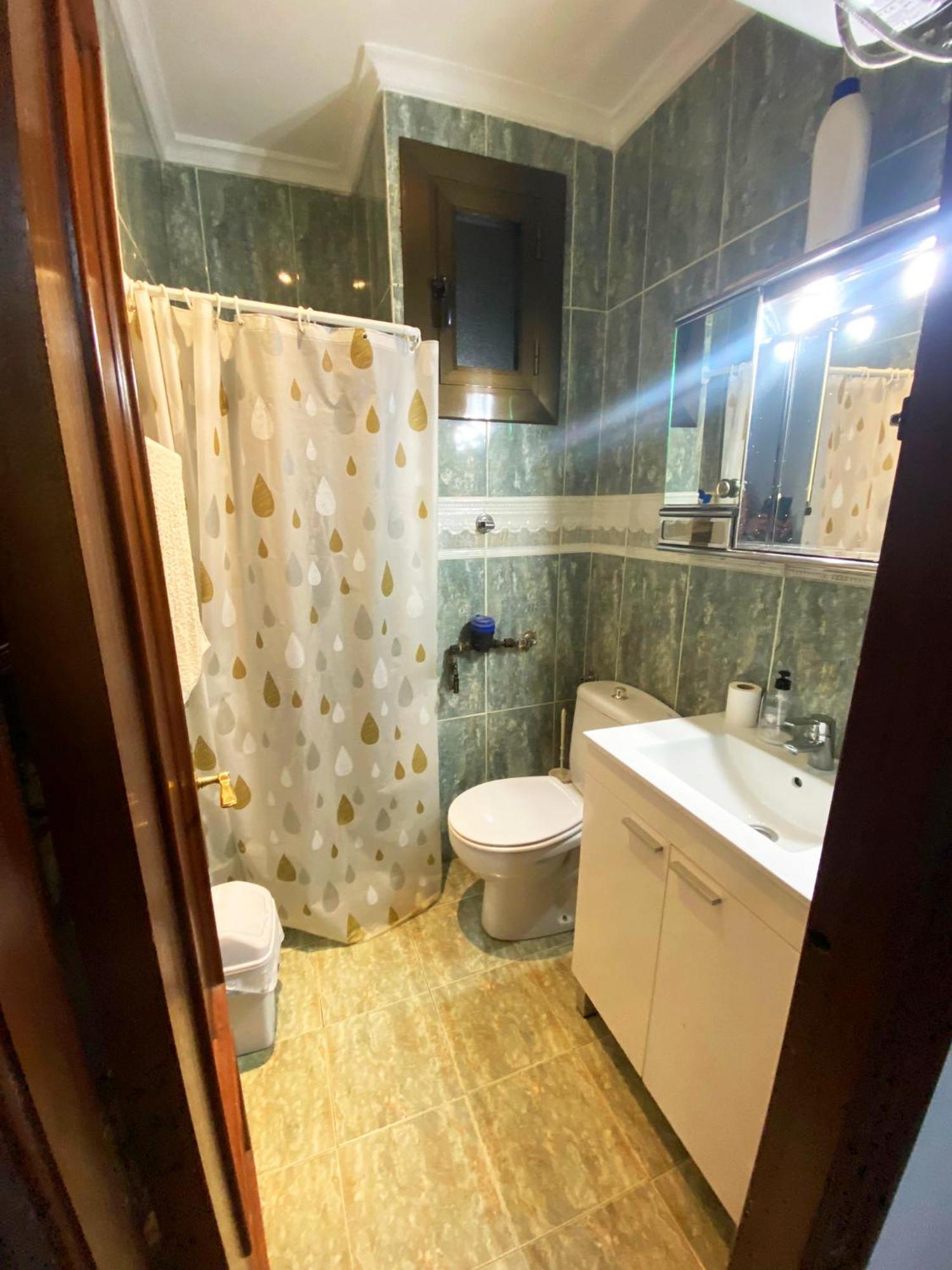 Valencia Well Located Shared Apartment Exterior photo