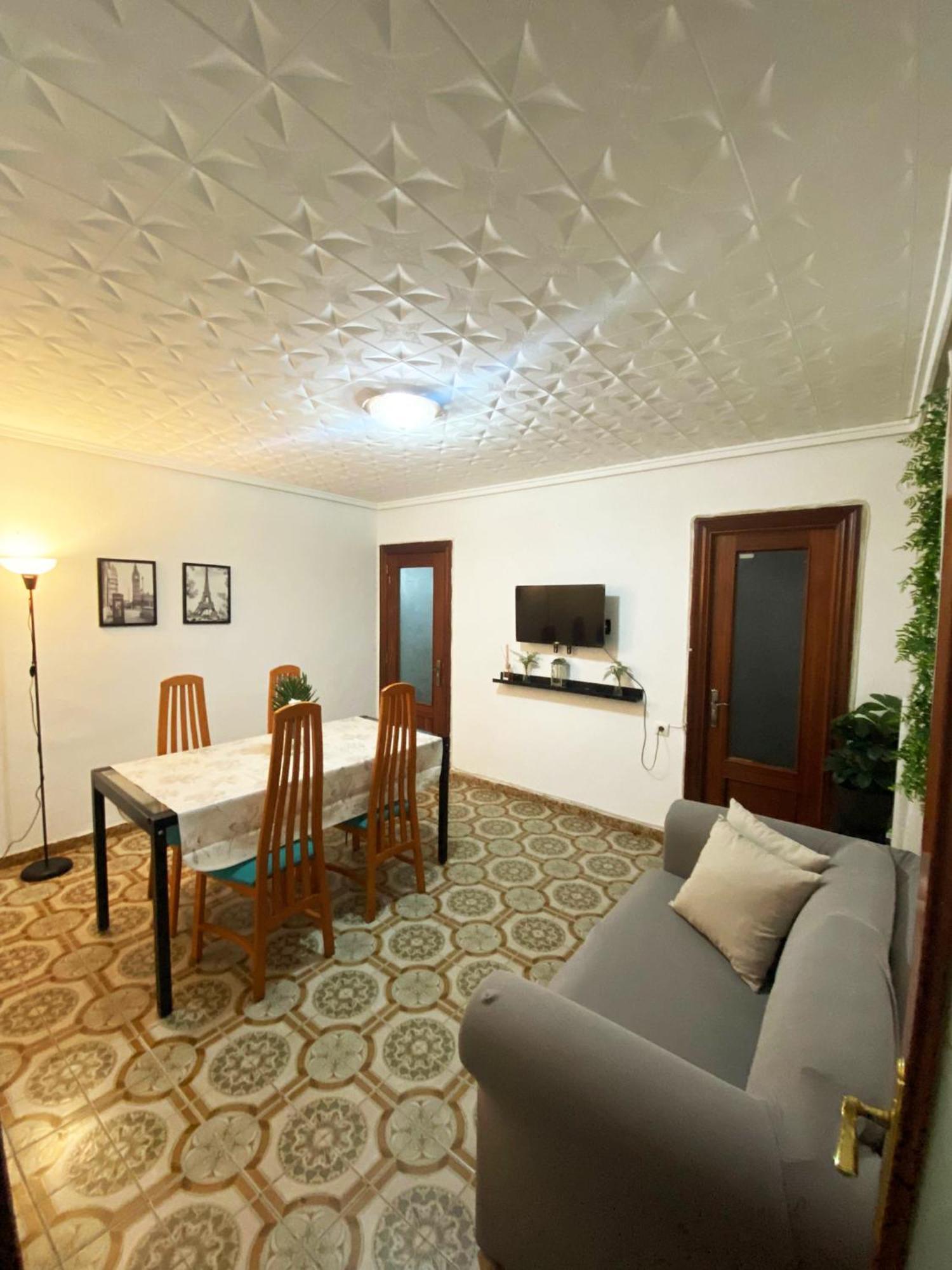 Valencia Well Located Shared Apartment Exterior photo